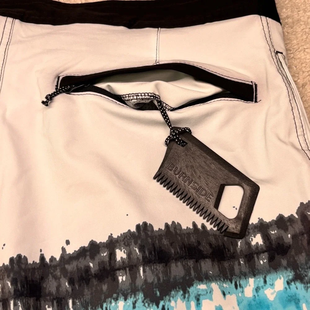 Burnside‎ Board Shorts Men 32 White Blue Tie Dye Stripe Stretch Swim Trunks NWT